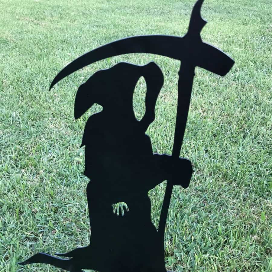 Grim Reaper Metal Yard Art, Halloween Decor