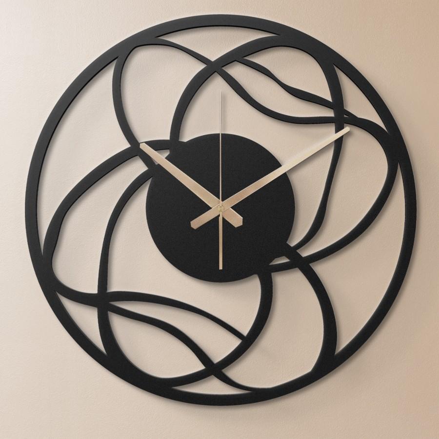 Interesting Oversized Metal Wall Clock