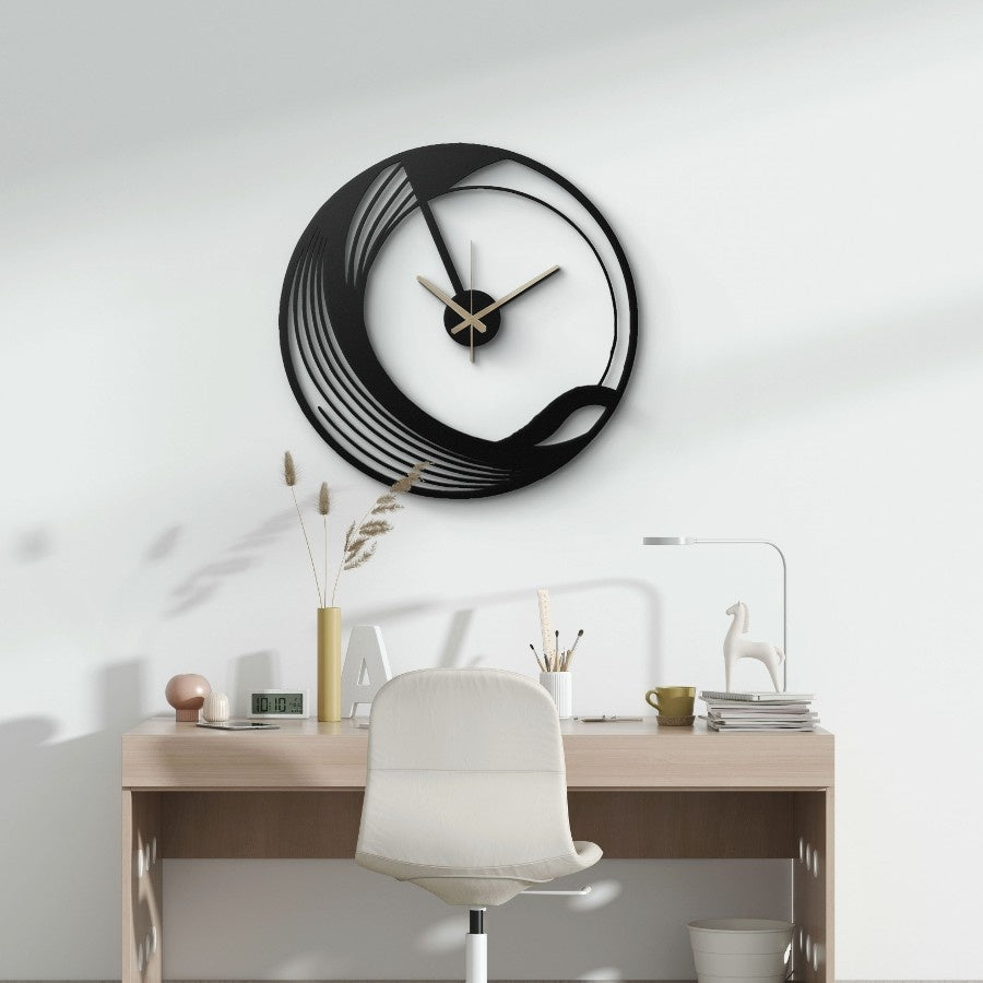 Minimalist Geometric Metal Wall Clock - Moonarch