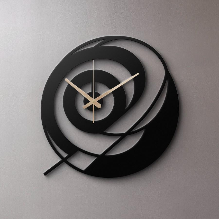 Modern Spiral Metal Wall Clock