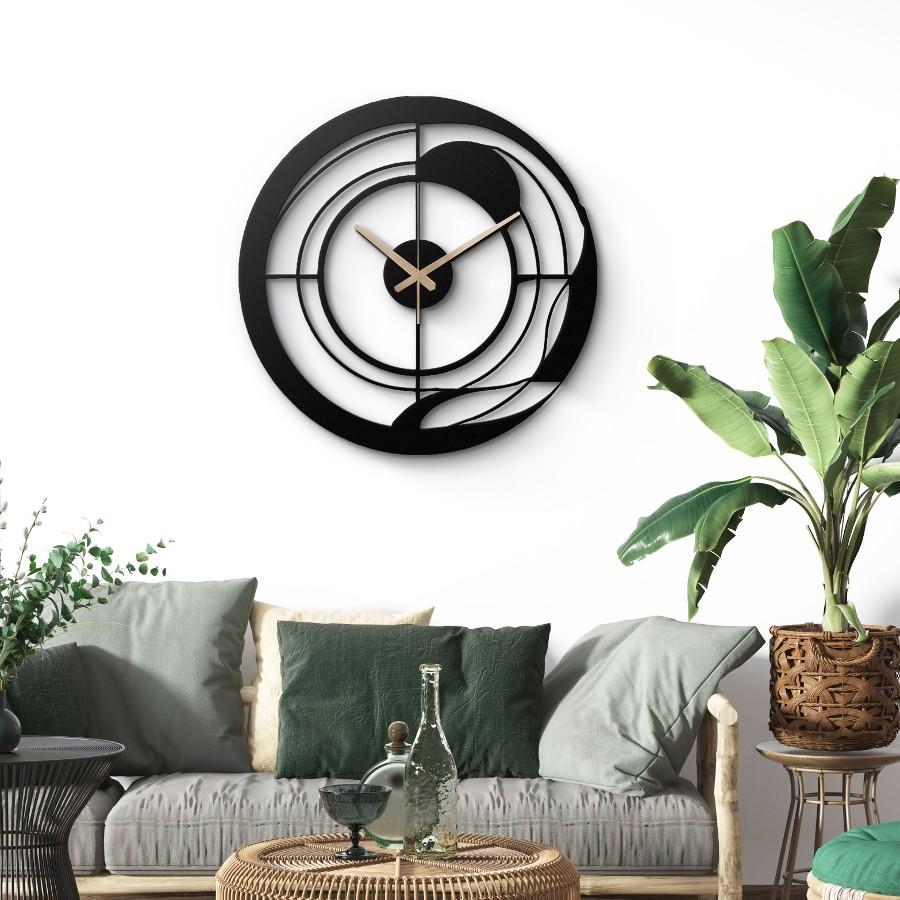 Unique Minimalist Metal Wall Clock