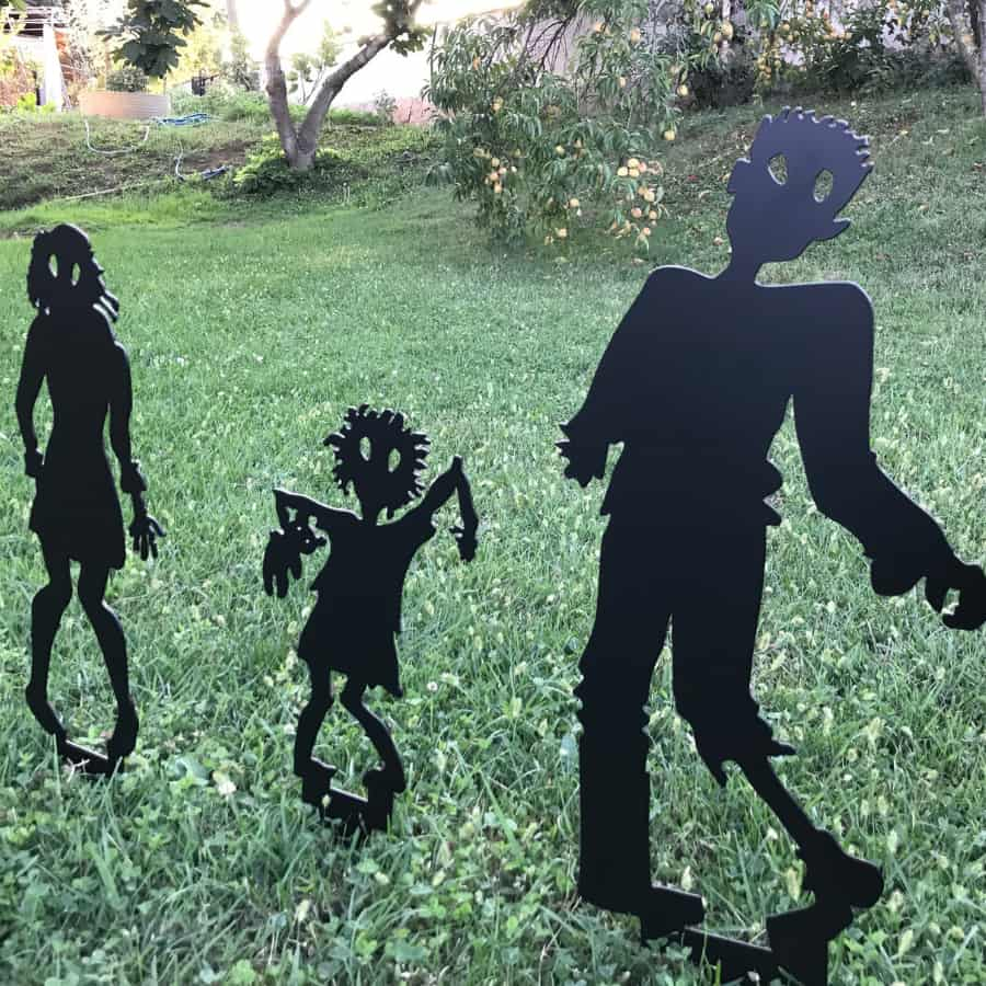 Zombie Family Metal Yard Art, Halloween Decor